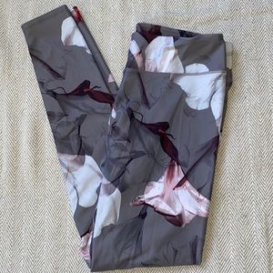 Fabletics leggings large